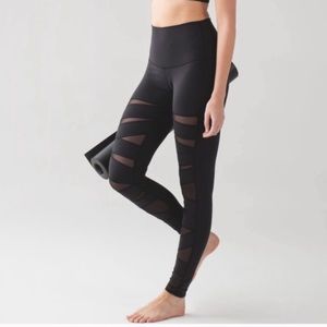 Lululemon black mesh leggings